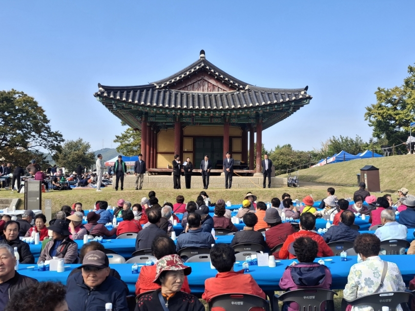 안산시 안산동, 제29회 노인의 날 맞아 경로 행사 개최