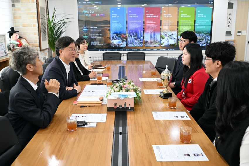 안산 청년 김민슬, OMC 헤어월드컵 첫 도전 금메달… 세계 무대 빛냈다