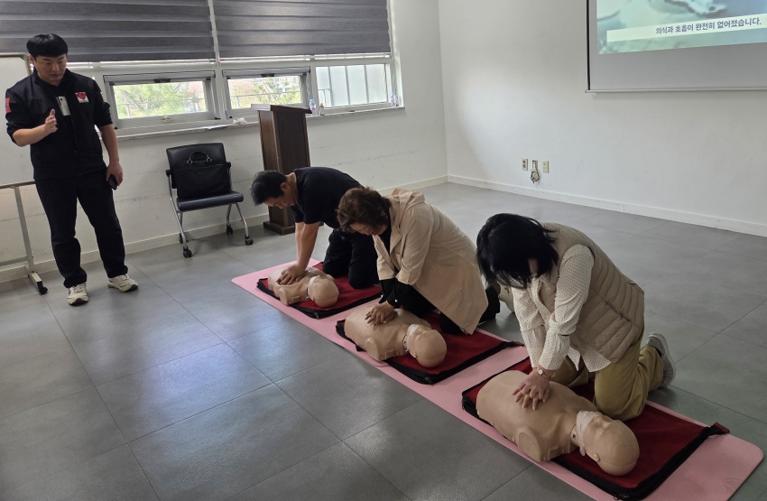 안산시 일동 지사협, 심폐소생술 및 자살예방교육 실시