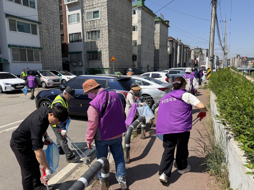 안산시 반월동 통장협의회, 건건천 일대 환경정비 활동