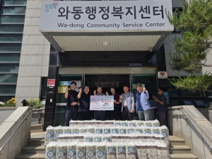 안산 반월교회, 안산시 와동에 화장지 50세트 기탁