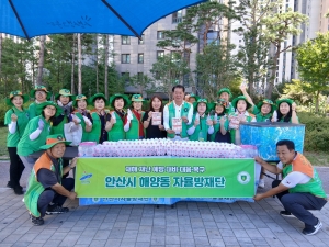 무더위 날리는 시원한 정 … 해양동 자율방재단, 폭염 극복 생수 나눔